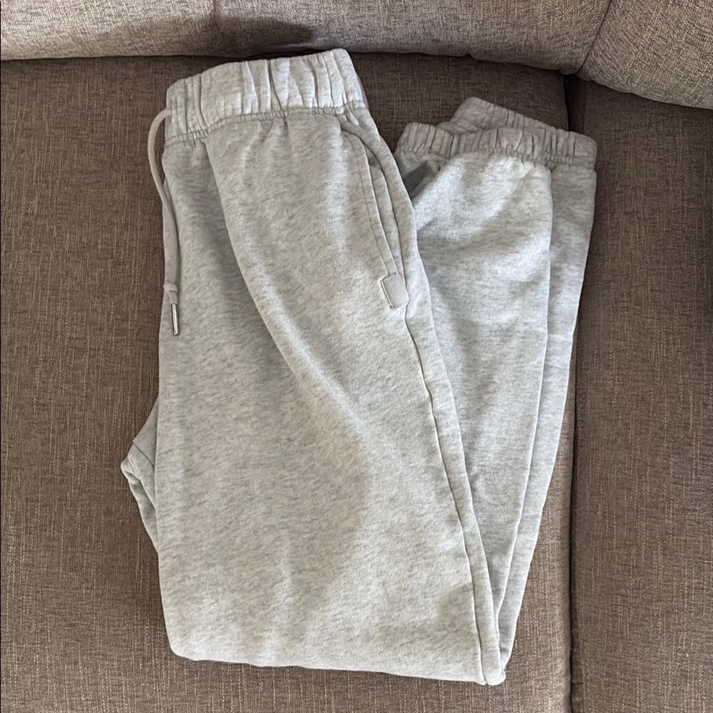 Gilly Hicks Light Gray Sweatpants